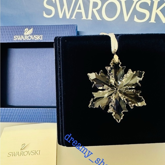 NIB Swarovski Annual Ed. 2014 Little Snowflake Crystal Clear Ornament #5059028 - Picture 2 of 2